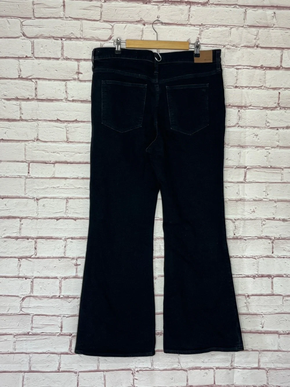 Madewell Black The Perfect Vintage Flare Jean in Sherborn Wash Size 32 Like New